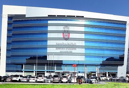 ADEK Enrolls 2,400 Students in AI Summer Programs' Prompt Engineering Bootcamp